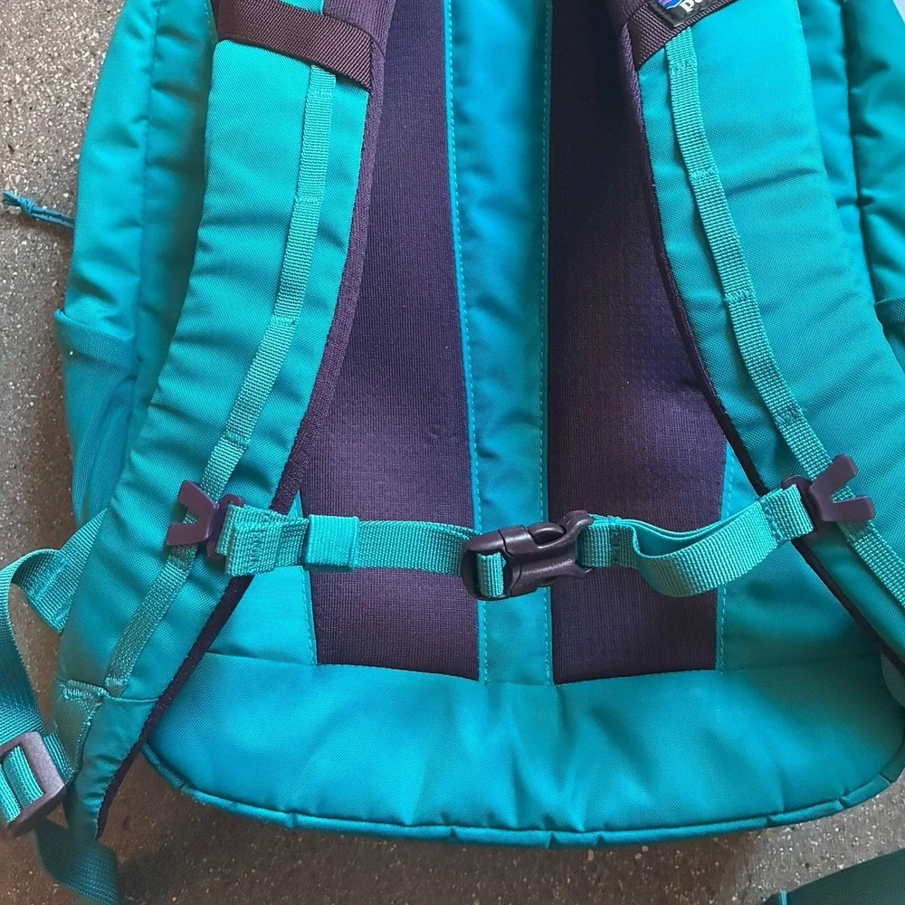 Patagonia Atom Tote BackPack 20L Convertible Tote Teal Laptop Sleeve School Hike